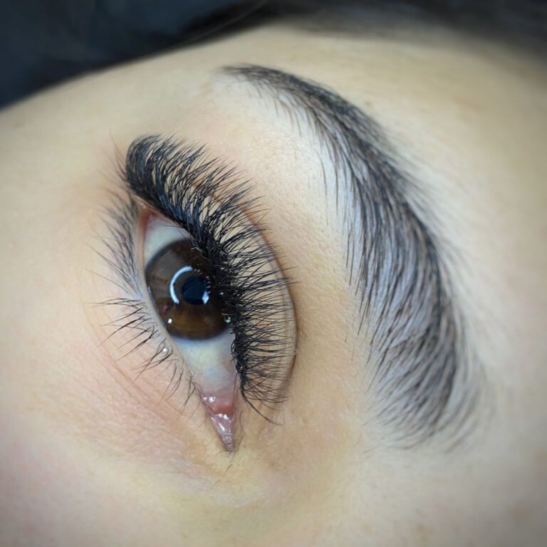 photo_5109737255525789272_y